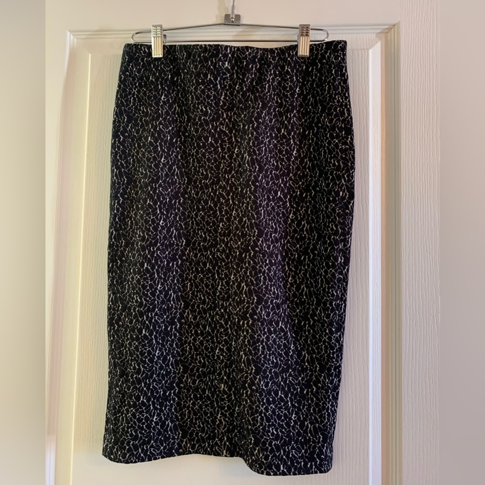 Joe Fesh skirt size small